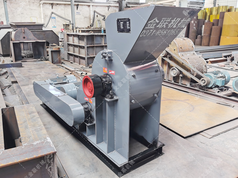 46小型雙級粉碎機和破碎機易損件發(fā)貨