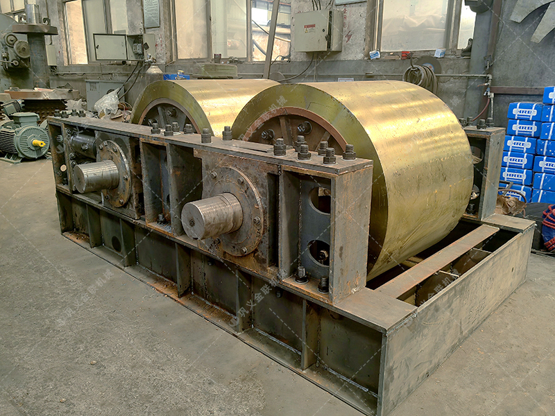 如何選擇適合您的液壓對(duì)輥制砂機(jī)？購(gòu)買指南來(lái)了！