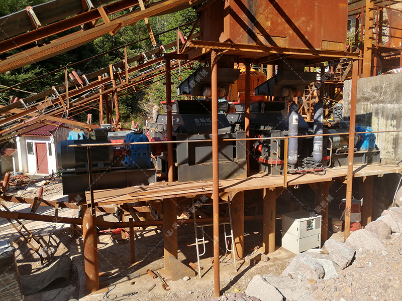 2025 年制砂設(shè)備新趨勢：全自動液壓對輥制砂機為何成行業(yè)優(yōu)選？